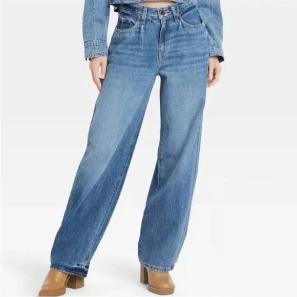 Universal Threads 90s Baggy Denim Jeans Faded Blue Women's 6 Short - Picture 10 of 10